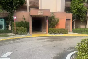 4702 Fountains Dr, Lake Worth, FL 33467 - Photo 1