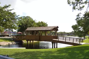 570 Laconia Cir, Lake Worth, FL 33467 - Photo 17