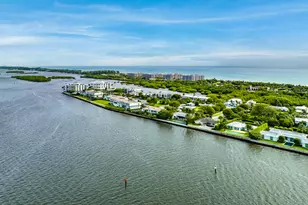 2190 Ibis Isle Rd, Palm Beach, FL 33480 - Photo 27