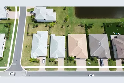 833 SE Courances Drive, Port Saint Lucie, FL 34984 - Photo 27