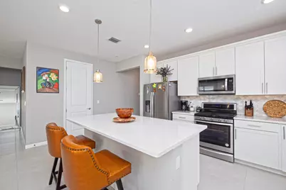 833 SE Courances Drive, Port Saint Lucie, FL 34984 - Photo 9