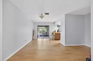 8011 45th Way N, Palm Beach Gardens, FL 33418 - Photo 31