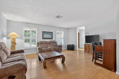 8011 45th Way N, Palm Beach Gardens, FL 33418 - Photo 25