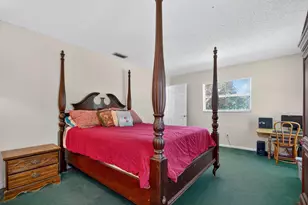 8011 45th Way N, Palm Beach Gardens, FL 33418 - Photo 11