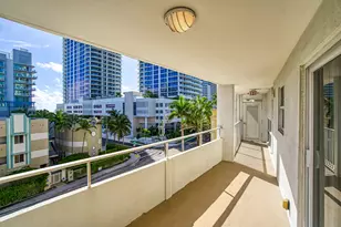 215 N Birch Rd, Fort Lauderdale, FL 33304 - Photo 61