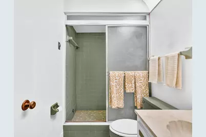 3537 Lakeview Drive, Delray Beach, FL 33445 - Photo 25