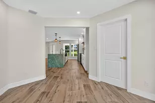 5273 SE Tall Pines Way, Stuart, FL 34997 - Photo 9