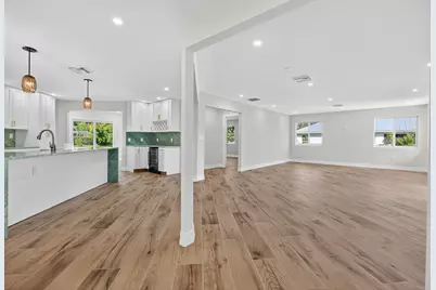 5273 SE Tall Pines Way, Stuart, FL 34997 - Photo 11