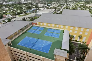 2640 Lake Shore Dr, Riviera Beach, FL 33404 - Photo 41