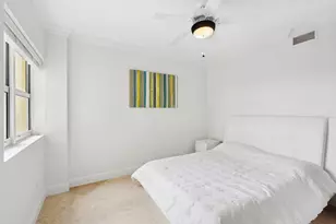 2640 Lake Shore Dr, Riviera Beach, FL 33404 - Photo 13