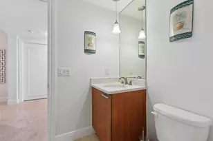 2640 Lake Shore Dr, Riviera Beach, FL 33404 - Photo 17