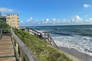 4201 S Ocean Blvd, South Palm Beach, FL 33480 - Photo 3