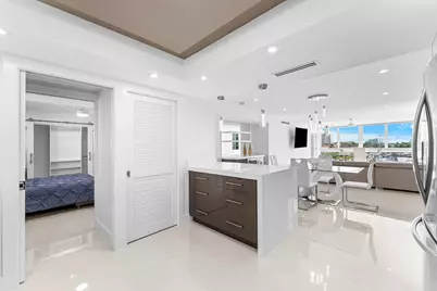 301 Lake Shore Drive #411, Lake Park, FL 33403 - Photo 5