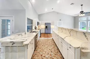 733 SW Acapulco Terrace, Port Saint Lucie, FL 34953 - Photo 11