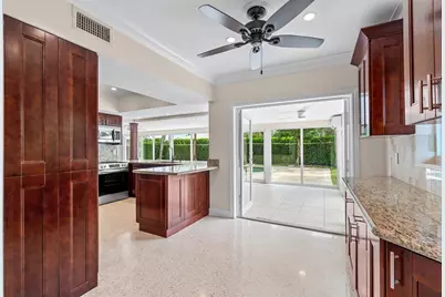 670 Juneberry Court, Boca Raton, FL 33486 - Photo 9