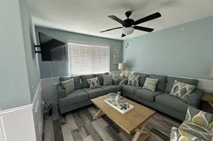 110 Villa Cir, Boynton Beach, FL 33435 - Photo 9