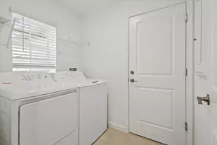 1338 Colebrook Cir SW, Palm Bay, FL 32908 - Photo 13