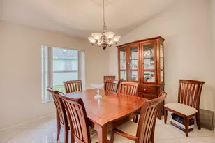 5055 Robino Cir, West Palm Beach, FL 33417 - Photo 9