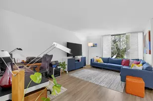 701 Bridgewood Dr, Boca Raton, FL 33434 - Photo 5