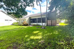 1112 Wild Cherry Ln, Wellington, FL 33414 - Photo 27