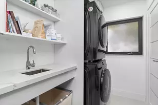 843 NE Mulberry Dr, Boca Raton, FL 33487 - Photo 37