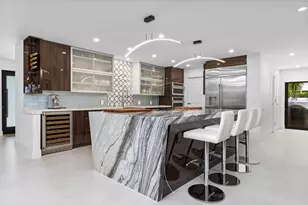 843 NE Mulberry Dr, Boca Raton, FL 33487 - Photo 13