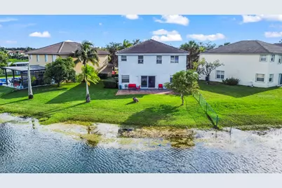 375 SW 205th Avenue, Pembroke Pines, FL 33029 - Photo 45