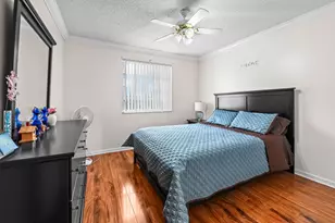 375 SW 205th Ave, Pembroke Pines, FL 33029 - Photo 21