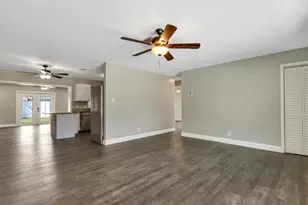 105 Wingate Dr, Jupiter, FL 33458 - Photo 9