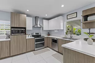 297 Minola Dr, Miami, FL 33166 - Photo 17