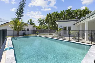 297 Minola Dr, Miami, FL 33166 - Photo 25