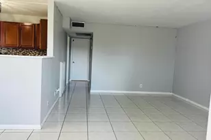151 Brighton, Boca Raton, FL 33434 - Photo 9