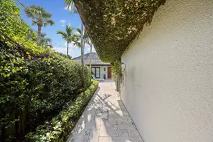 11760 Marblestone Ct, Wellington, FL 33414 - Photo 3