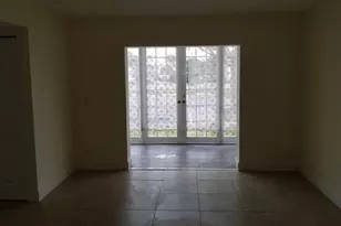 1516 SE Royal Green Cir, Port Saint Lucie, FL 34952 - Photo 5