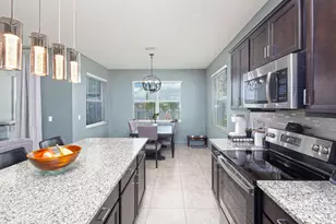 8405 NW Greenbank Cir, Port Saint Lucie, FL 34987 - Photo 13