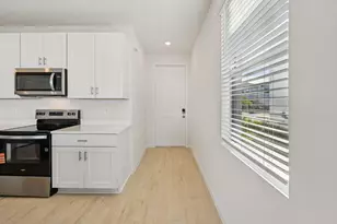 575 Salisbury Cir, Fort Pierce, FL 34982 - Photo 11