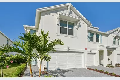 575 Salisbury Circle, Fort Pierce, FL 34982 - Photo 1