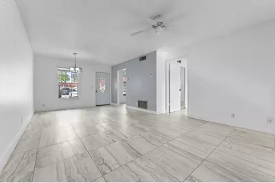 811 Salem Lane, Lake Worth, FL 33467 - Photo 11