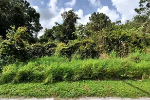 1738 SW Bayshore Blvd, Port Saint Lucie, FL 34984 - Photo 1