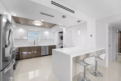 301 Lake Shore Drive #411, Lake Park, FL 33403 - Photo 3