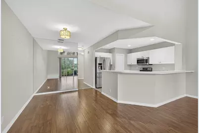 10129 N Military Trail, Palm Beach Gardens, FL 33410 - Photo 5