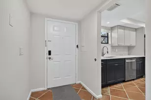 11863 Wimbledon Circle, Wellington, FL 33414 - Photo 9