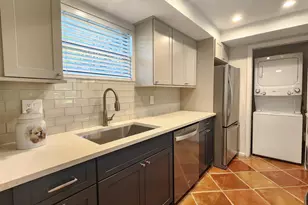 11863 Wimbledon Circle, Wellington, FL 33414 - Photo 9