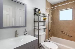 2208 SW 19th Ave, Boynton Beach, FL 33426 - Photo 19