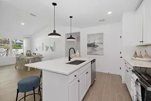 1665 SE Wyoming Dr, Palm Bay, FL 32909 - Photo 13