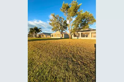 532 SW Indian Key Drive Drive, Port Saint Lucie, FL 34986 - Photo 33