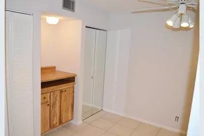 5220 Las Verdes Circle #211, Delray Beach, FL 33484 - Photo 11