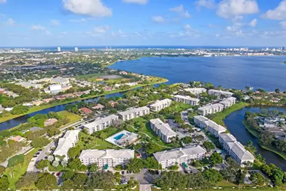 3650 Whitehall Drive #202, West Palm Beach, FL 33401 - Photo 3