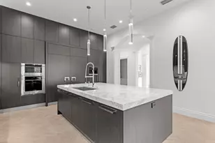 111 Via Palacio, Palm Beach Gardens, FL 33418 - Photo 29