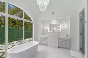 111 Via Palacio, Palm Beach Gardens, FL 33418 - Photo 19